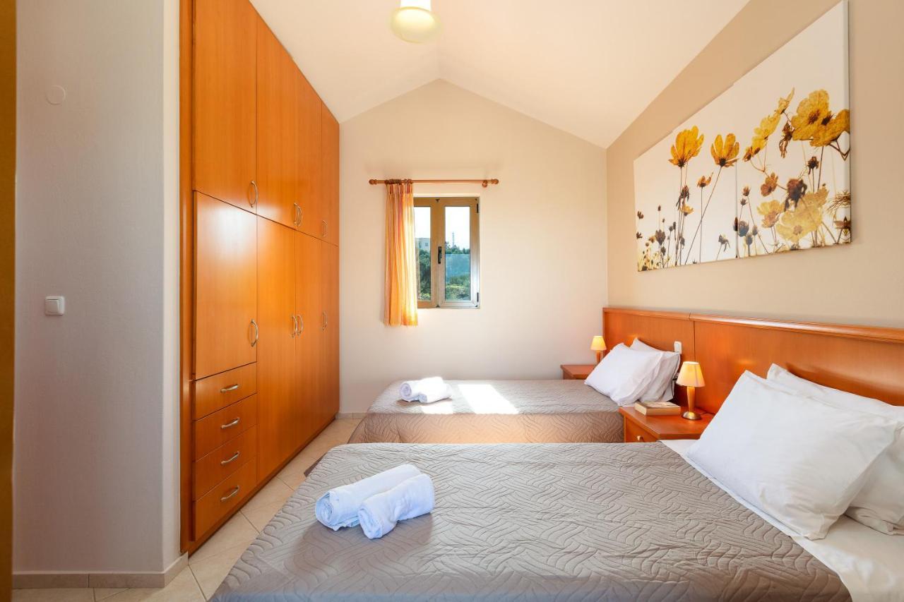 Maroulas Villas Ioanna & Stavros, Private Pools, Bbq & Seaview, By Thinkvilla Eksteriør bilde